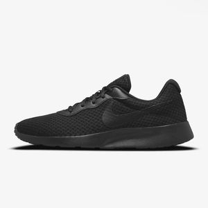 Black Nike Tanjun